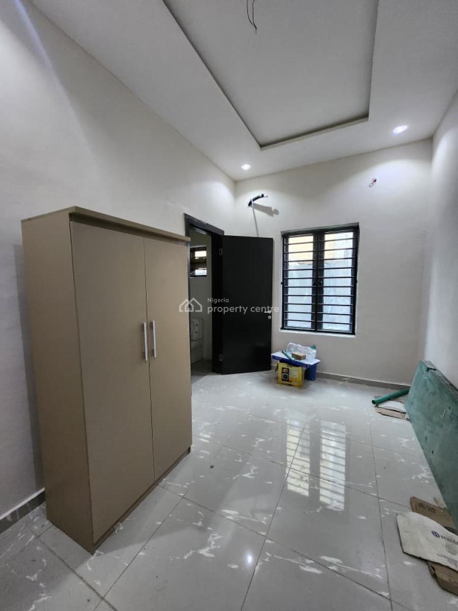 4-bedroom Semi-detached Duplex with Bq, Lekki Phase 1, Lekki Phase 1, Lekki, Lagos, Semi-detached Duplex for Rent