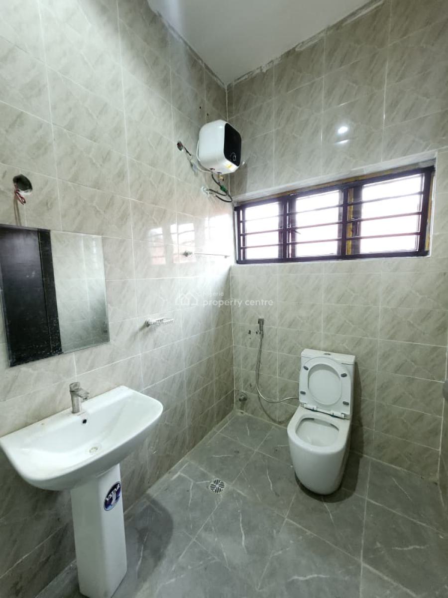 4-bedroom Semi-detached Duplex with Bq, Lekki Phase 1, Lekki Phase 1, Lekki, Lagos, Semi-detached Duplex for Rent