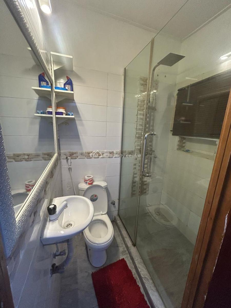 Affordable Getaway 2 Bedroom Apartment, Off Emmanuel Keshi, Gra Phase 2, Magodo, Lagos, Flat / Apartment Short Let