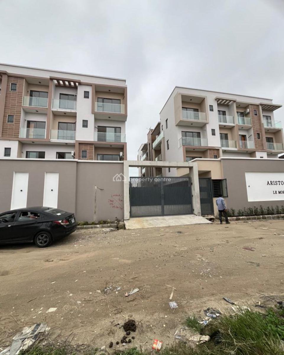 Lovely 2 Bedroom Apartment with Bq, Ologolo, Ologolo, Lekki, Lagos, Block of Flats for Sale