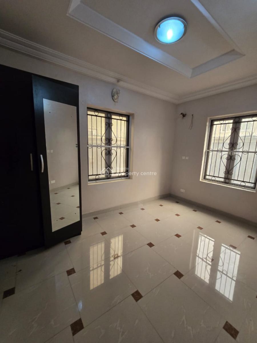 Standard Built 2bedroom Flat with Pop/3toilet at Magodo Gra Phase2, Magodo, Gra Phase 2, Magodo, Lagos, Flat / Apartment for Rent