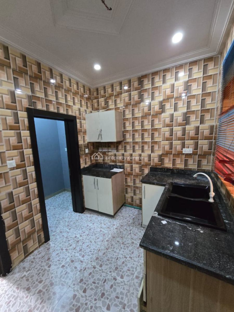Standard Built 2bedroom Flat with Pop/3toilet at Magodo Gra Phase2, Magodo, Gra Phase 2, Magodo, Lagos, Flat / Apartment for Rent