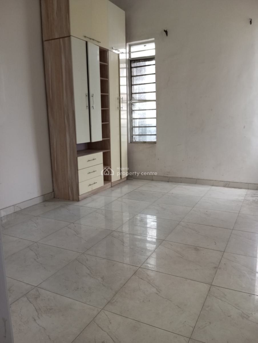 Specious Semi Master Bedroom, Along Chevron, Lekki, Lagos, Self Contain (single Rooms) for Rent