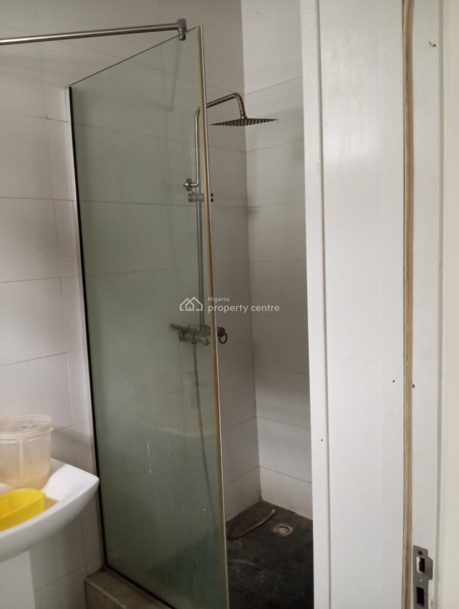 Specious Semi Master Bedroom, Along Chevron, Lekki, Lagos, Self Contain (single Rooms) for Rent