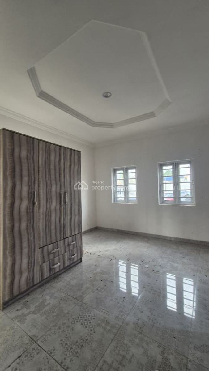 Very Nice and Spacious 3bedroom Flat at Ikeja Gra, Ikeja Gra, Ikeja Gra, Ikeja, Lagos, Flat / Apartment for Rent