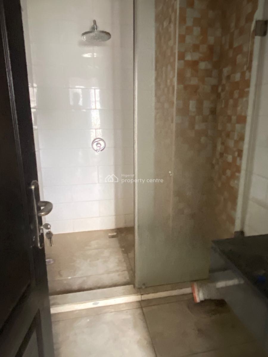 Luxury Spacious Mini Flat Chevron, Chevron , in an Estate Well Secured. and Flood Free, Lekki, Lagos, Mini Flat (room and Parlour) for Rent