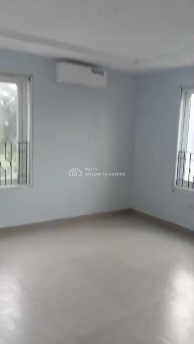 Lovely 2bedroom Flat Upstairs, Inside an Estate, Anthony, Maryland, Lagos, Flat / Apartment for Rent