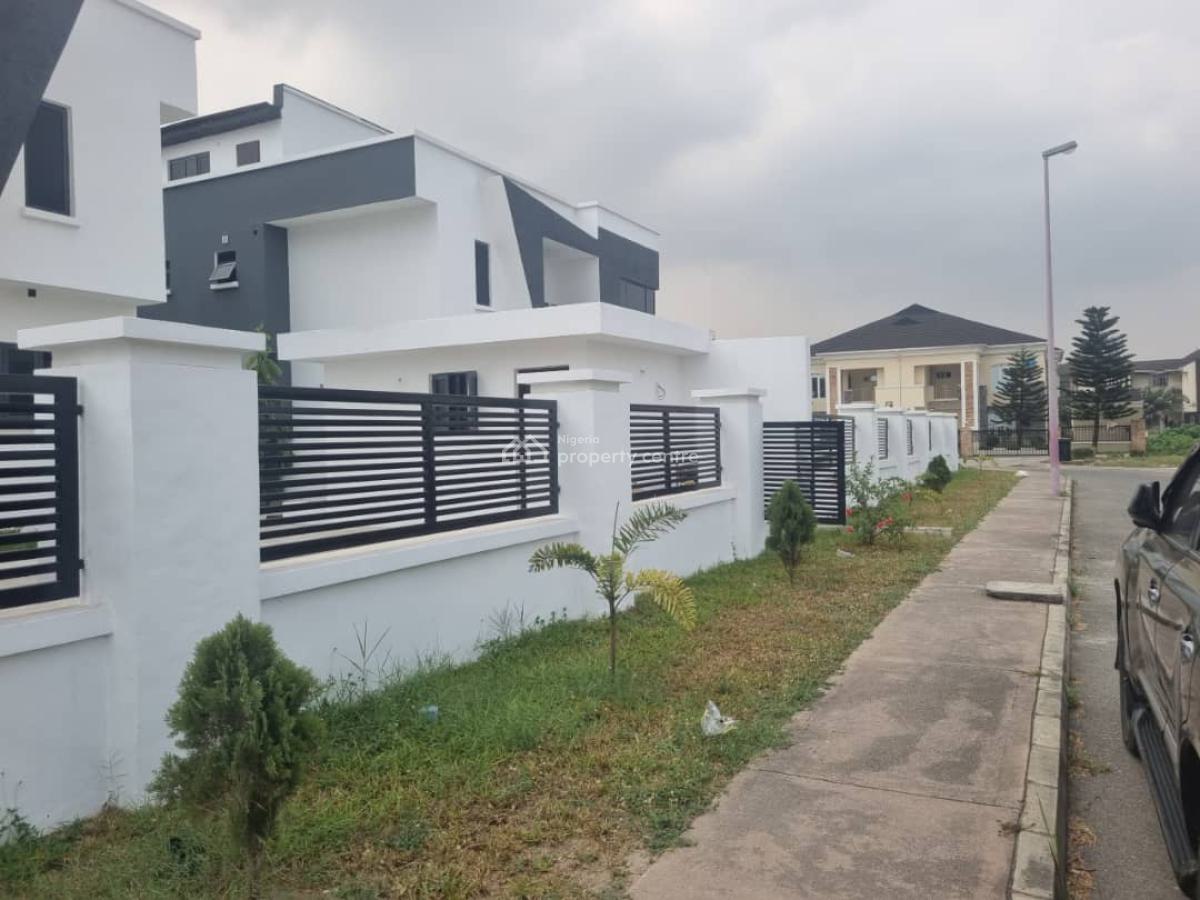 *fully Smart 4 Bedroom Detached Duplex + 2 Rooms Bq + Swimming Pool I, Ajah Estate, Ajah, Lagos, Detached Duplex for Sale