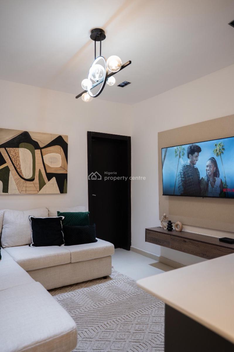 Luxury One Bedroom with Swimming Pool, Lekki Phase 1, Lekki, Lagos, Flat / Apartment Short Let