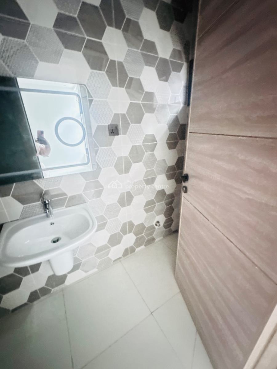 Contemporary 5 Bedroom Detached with Bq House, Victory Park Osapa Lekki, Lekki Phase 2, Lekki, Lagos, Detached Duplex for Rent