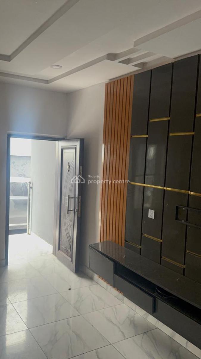 2bed Apartment Downstairs, Orchid, Lekki, Lagos, Flat / Apartment for Rent