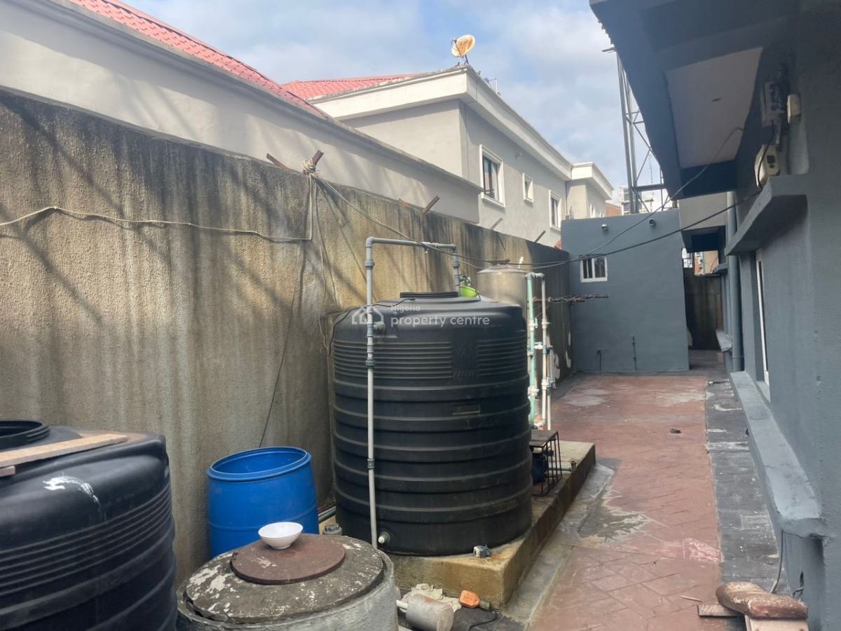 Spacious 3 Bedroom Apartment Available, Chevron Lekki, Lekki Phase 2, Lekki, Lagos, Flat / Apartment for Rent