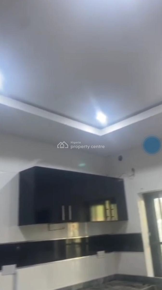 Brand New Luxury 3 Bedrooms Terrace Duplex, 2 Parlors and Bq, Gwarinpa, Abuja, Flat / Apartment for Rent