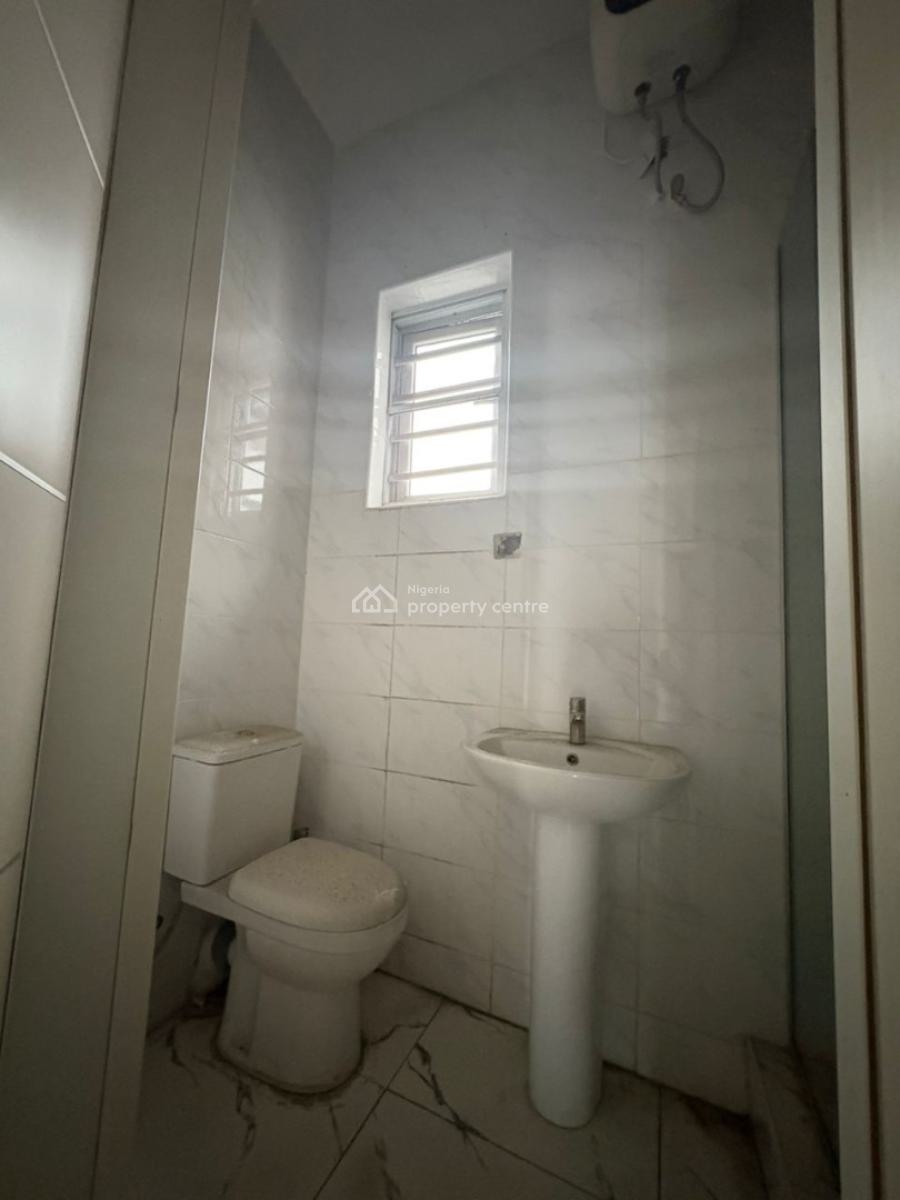 Spacious Single Room, Lekki, Lagos, Flat / Apartment for Rent
