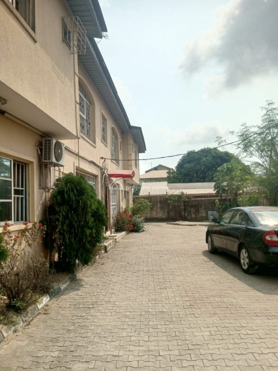 4 Units of 3 Bedroom Flats, Abijo, Lekki, Lagos, Flat / Apartment for Sale