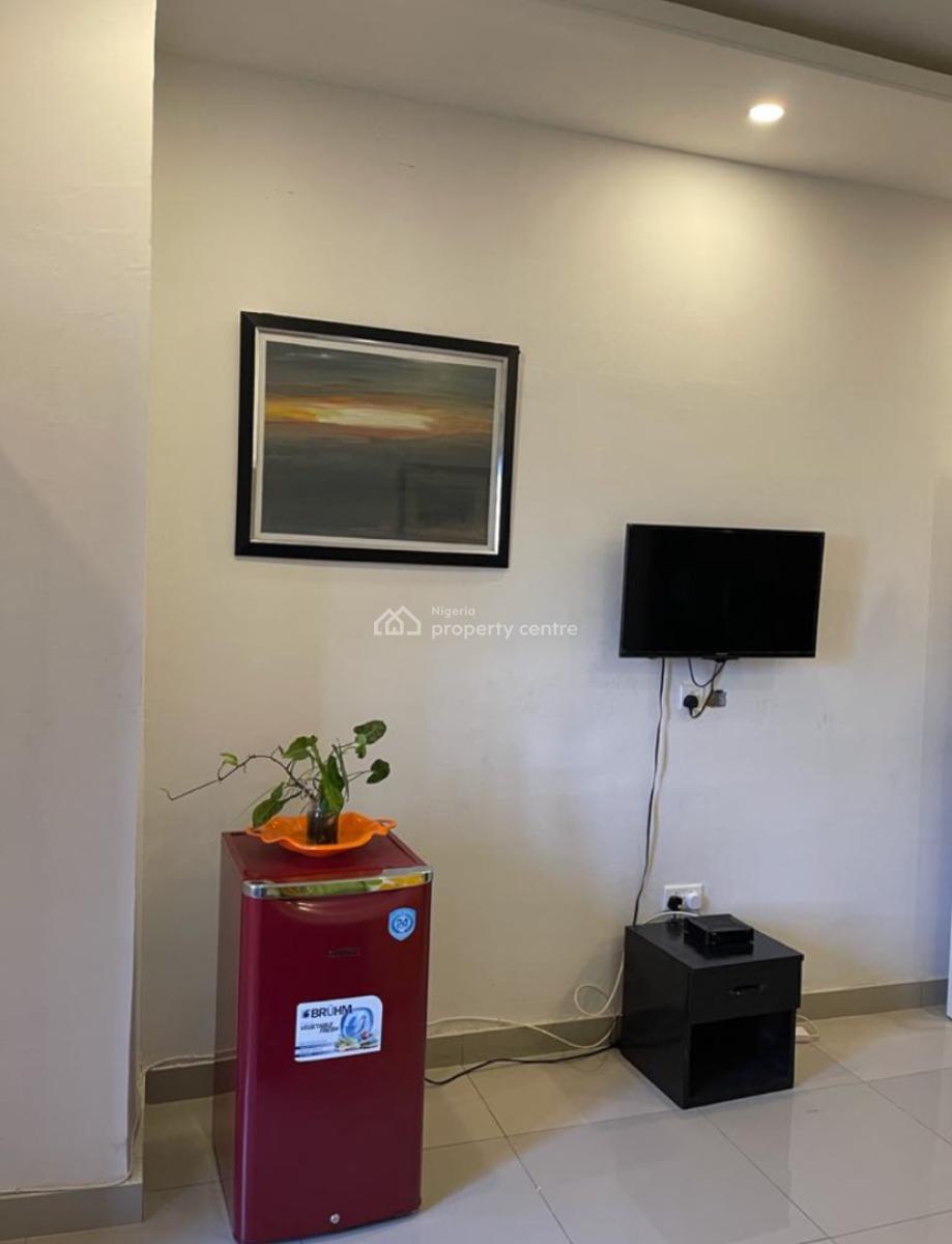 Exquisite Mini Flat Apartment, Near Lagos Business School, Sangotedo, Ajah, Lagos, Mini Flat (room and Parlour) Short Let