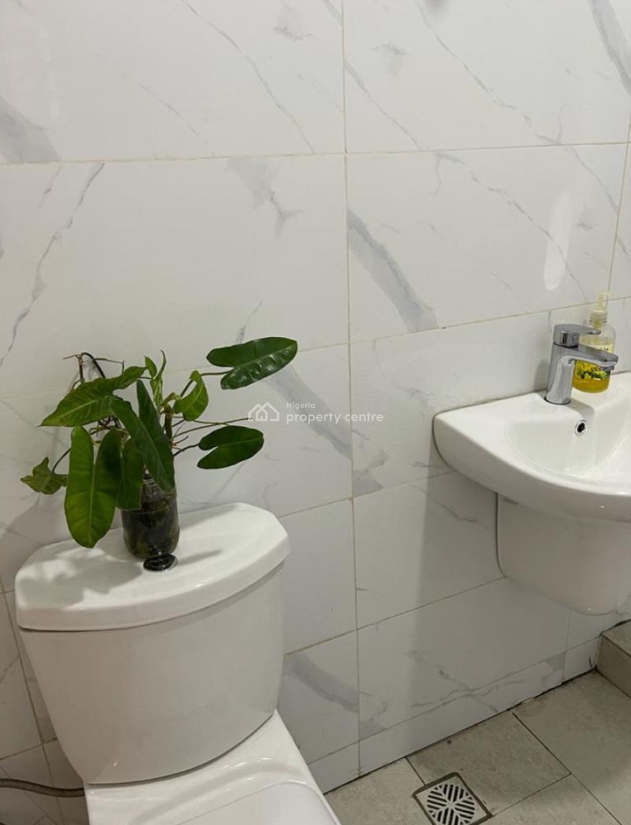 Exquisite Mini Flat Apartment, Near Lagos Business School, Sangotedo, Ajah, Lagos, Mini Flat (room and Parlour) Short Let