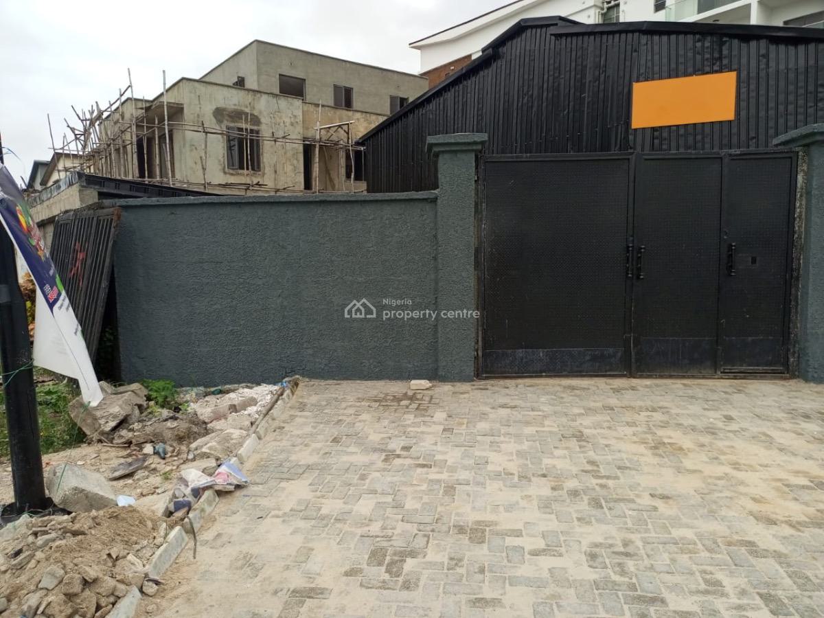 Massive Warehouse with Office in The Heart of Lekki., Qmb Builders Mart Road., Lekki Phase 1, Lekki, Lagos, Warehouse for Rent