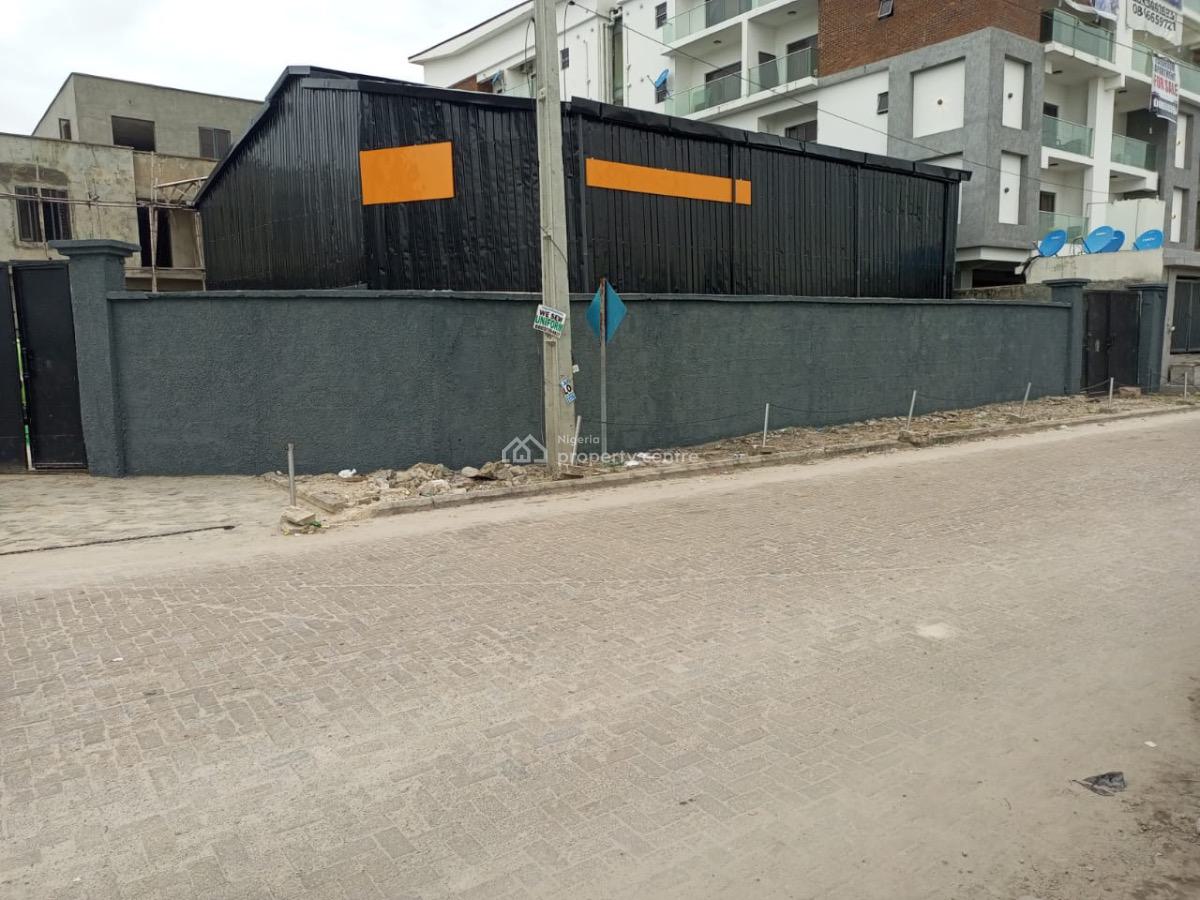 Massive Warehouse with Office in The Heart of Lekki., Qmb Builders Mart Road., Lekki Phase 1, Lekki, Lagos, Warehouse for Rent