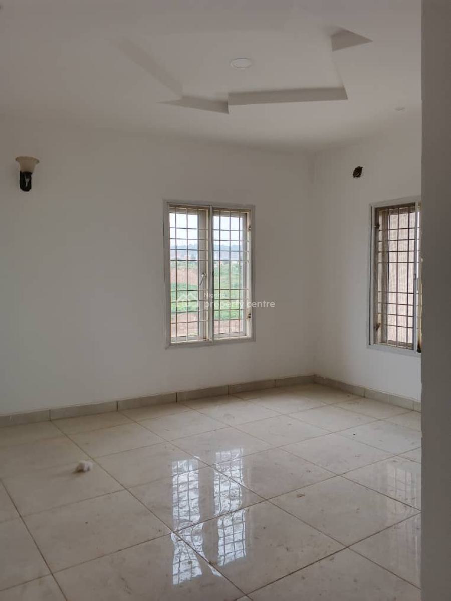 Luxury 4 Bedroom Terrace Duplex with 1 Room Bq, Guzape District, Abuja, Terraced Duplex for Rent
