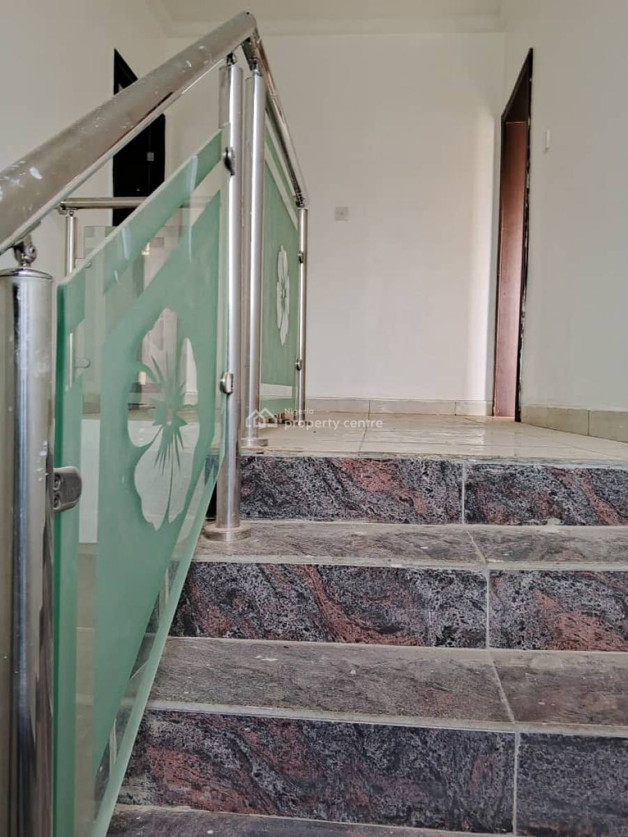 Luxury 4 Bedroom Terrace Duplex with 1 Room Bq, Guzape District, Abuja, Terraced Duplex for Rent