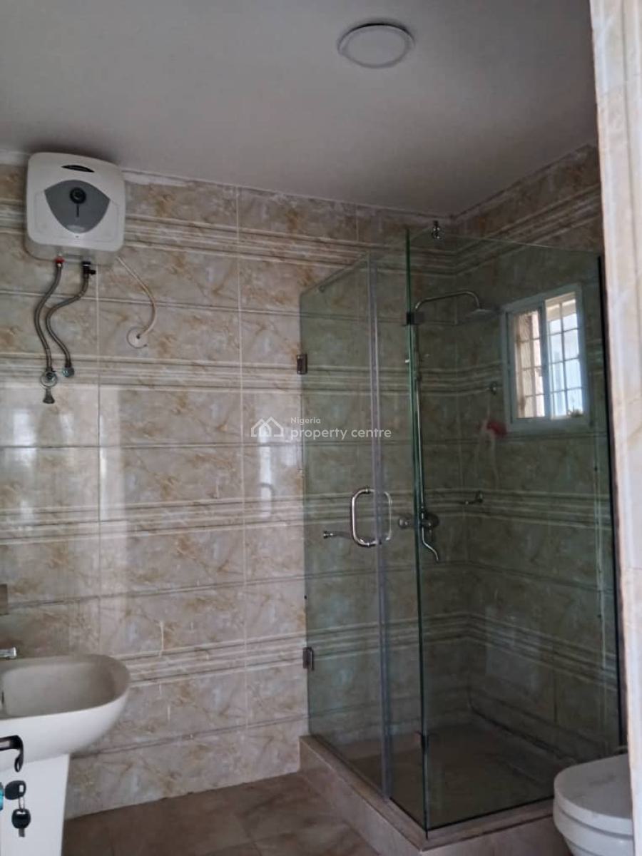 Luxury 4 Bedroom Terrace Duplex with 1 Room Bq, Guzape District, Abuja, Terraced Duplex for Rent