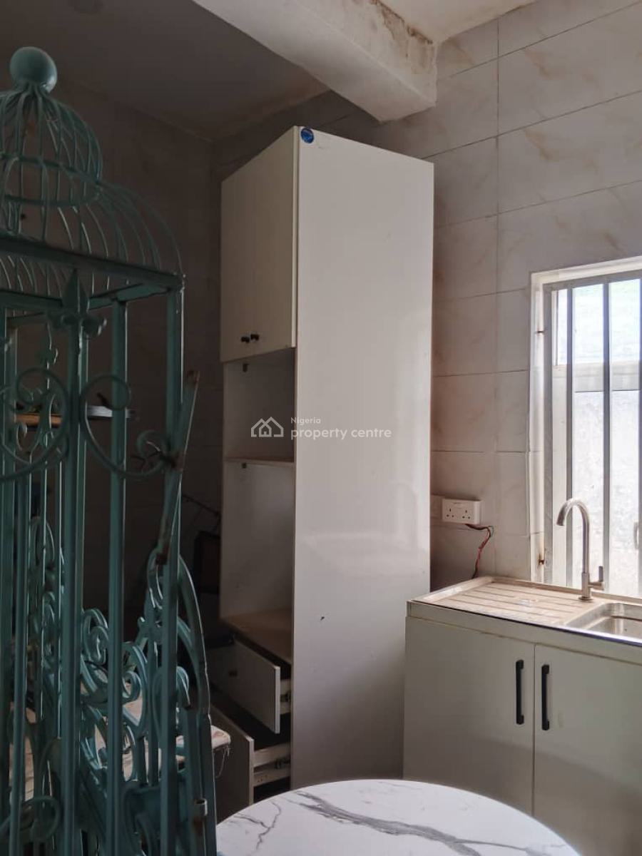 Partially Furnished 4 Bedroom Terraced Duplex with Bq, Guzape District, Abuja, Terraced Duplex for Rent
