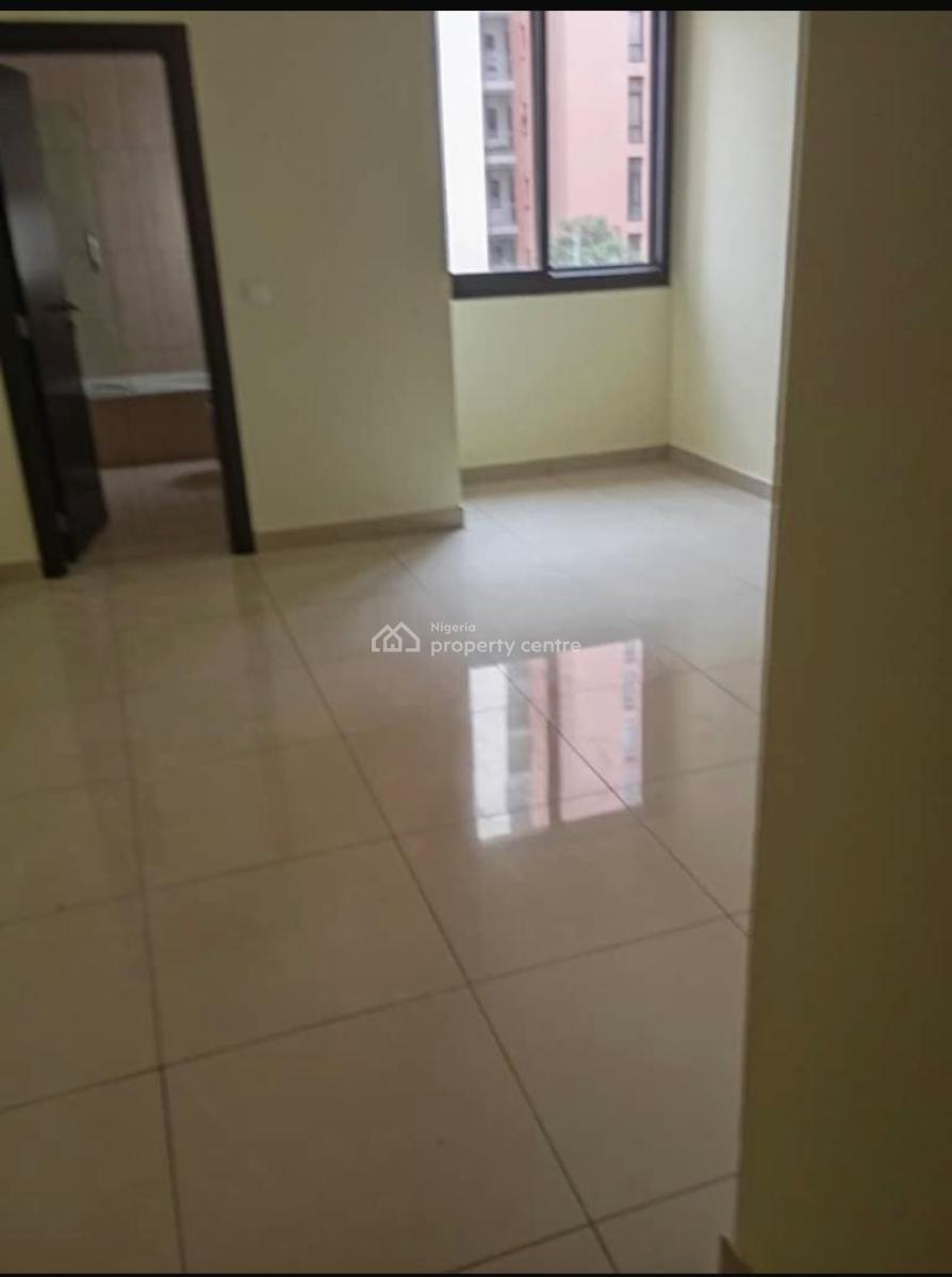 Beautiful 4 Bedroom Apartment with a Bq in a Great Neighborhood, Banana Island, Ikoyi, Lagos, Flat / Apartment for Sale