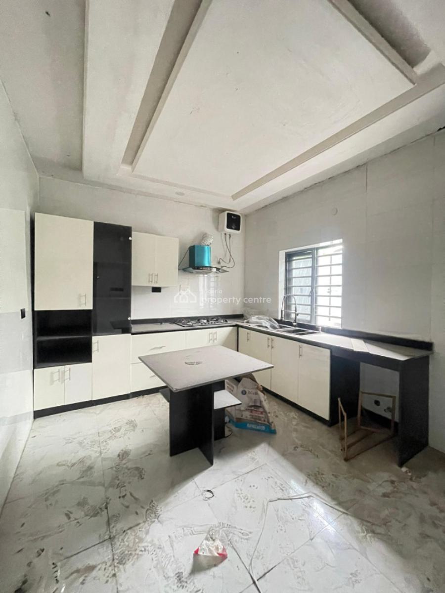 Elegant 3 Bedroom Terrace Duplex Plus Garage & a Room Bq, Yaba, Lagos, Terraced Duplex for Sale