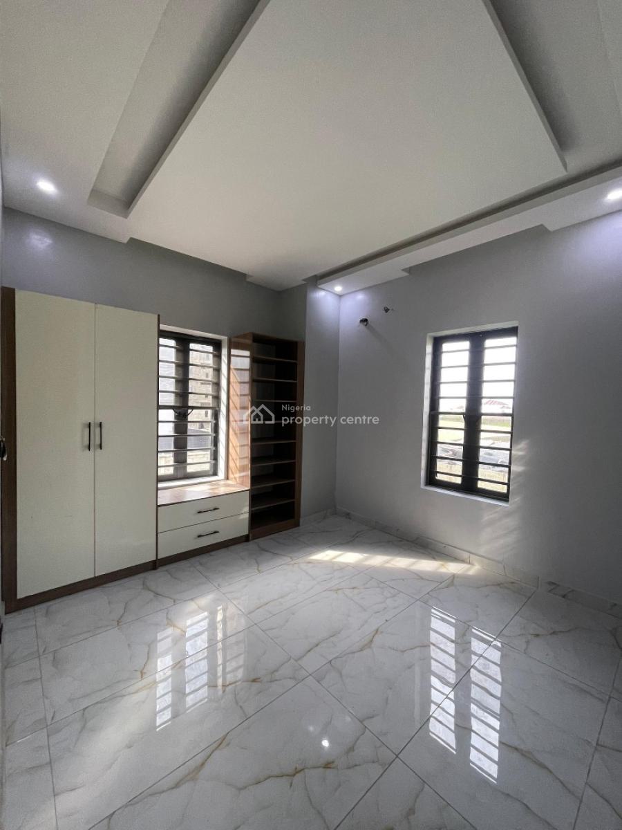 Lovely 4 Bedroom Terrace Duplex, Lwkki Phase 1, Lekki, Lagos, Terraced Duplex for Sale