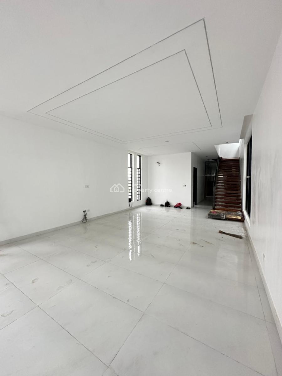 Exquisite 5 Bedroom Fully Detached House with Bq in an Exclusive Estat, Chevron, Lekki, Lagos, Detached Duplex for Sale