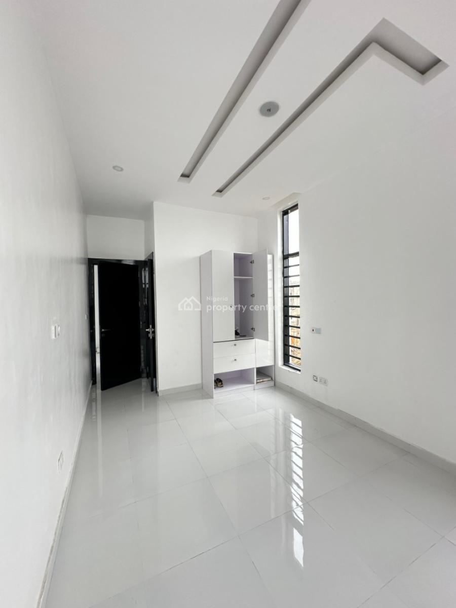 Exquisite 5 Bedroom Fully Detached House with Bq in an Exclusive Estat, Chevron, Lekki, Lagos, Detached Duplex for Sale