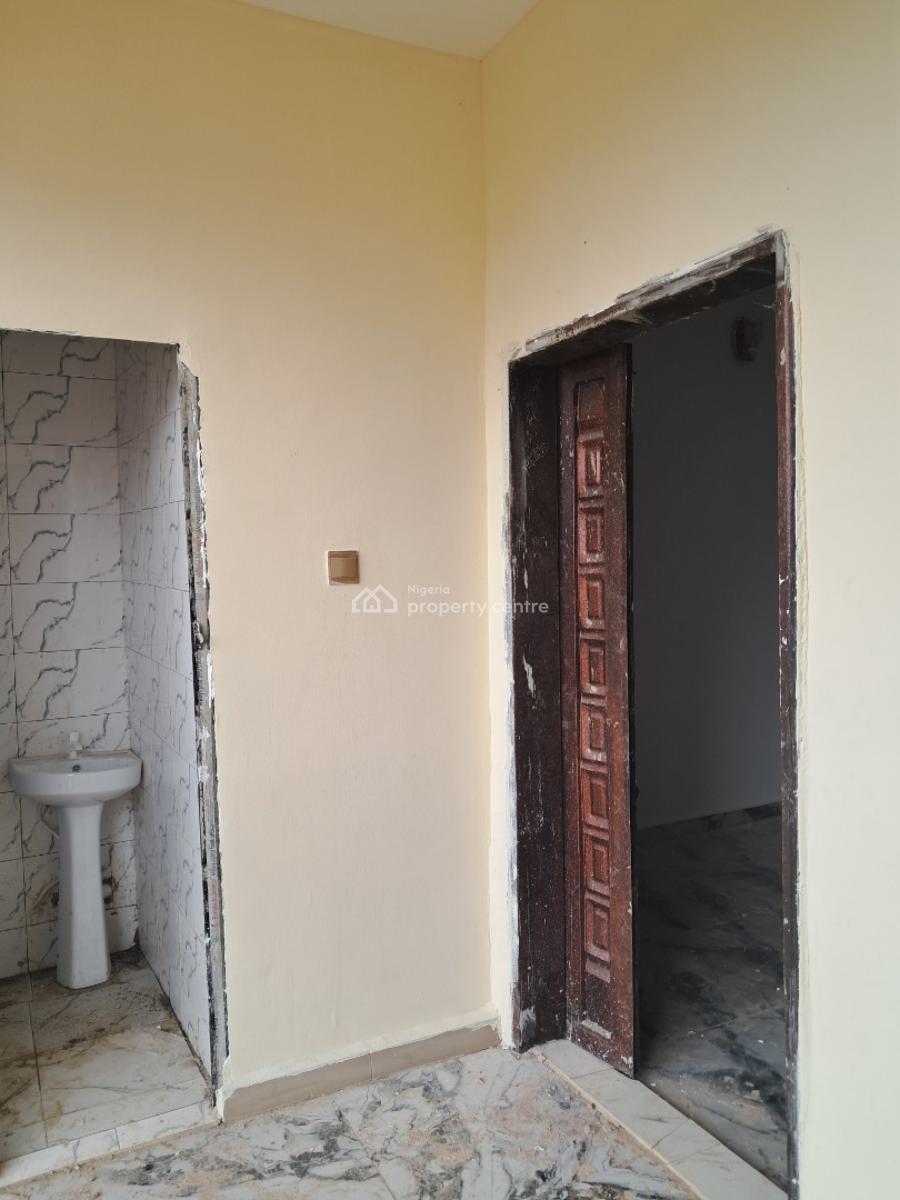 Luxury Two Bedroom Flats with Modern Facilities, Oduke Axis Asaba Delta State, Asaba, Delta, Flat / Apartment for Rent