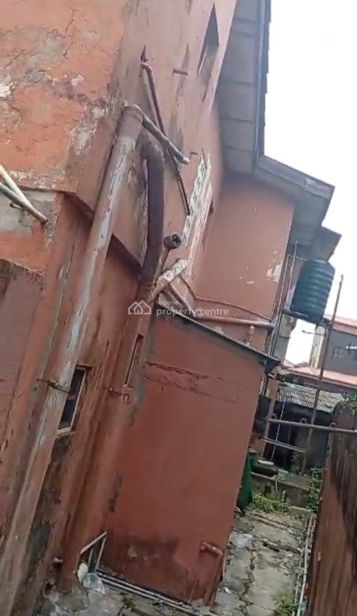 Block of Flats That Can Be Renovated  Consist of 4 Bedroom  3 Bedroom, Ibidun Street, Ojuelegba, Surulere, Lagos, Block of Flats for Sale
