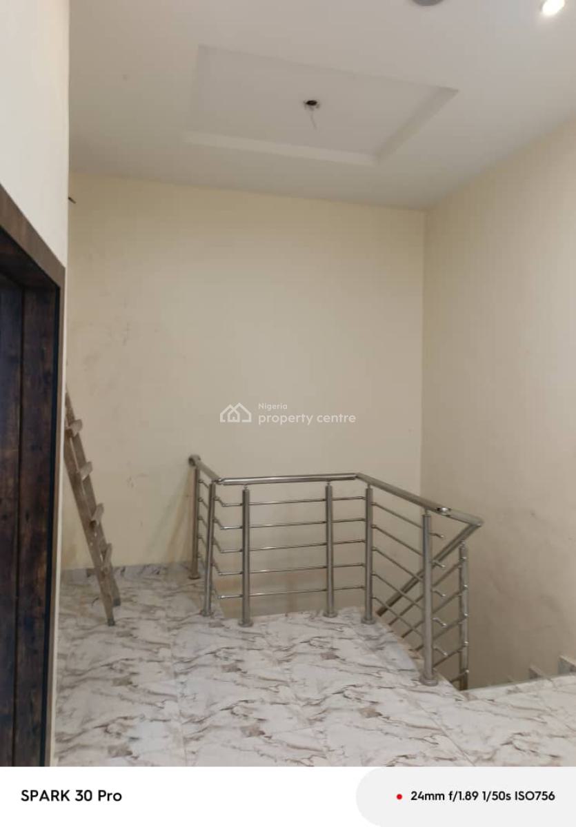 Semi Master En-suite with Open Plan Kitchenette., Harrison Drive, Ikota, Lekki, Lagos, Self Contain (single Rooms) for Rent