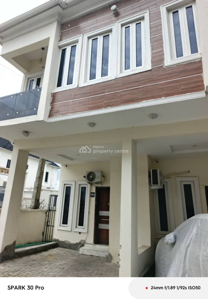 Semi Master En-suite with Open Plan Kitchenette., Harrison Drive, Ikota, Lekki, Lagos, Self Contain (single Rooms) for Rent