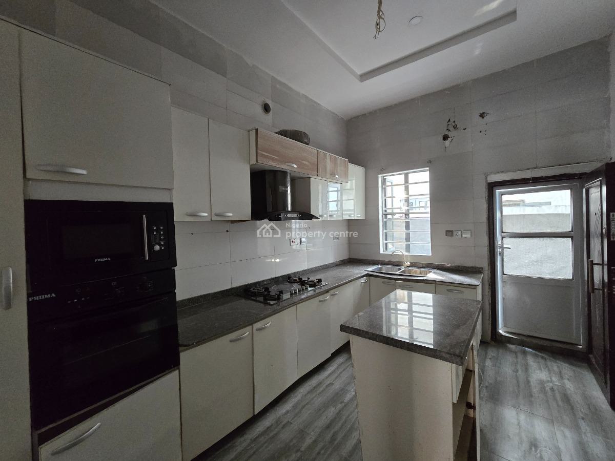Nicely Finished and Well Located Serviced 4 Bedroom Terrace Duplex, Riverside Estate, Chevron Toll Gate, Lekki, Lagos, Terraced Duplex for Sale