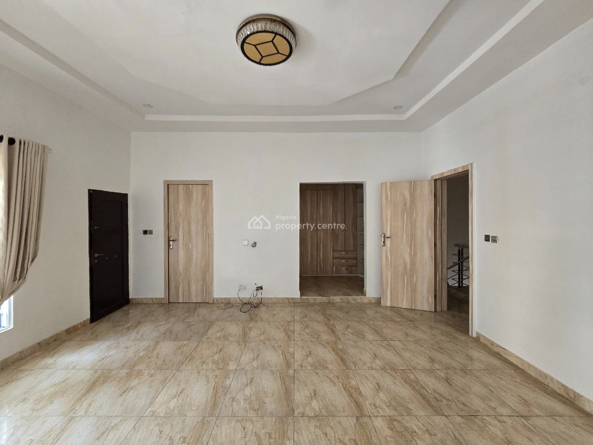 Nicely Finished and Well Located Serviced 4 Bedroom Terrace Duplex, Riverside Estate, Chevron Toll Gate, Lekki, Lagos, Terraced Duplex for Sale