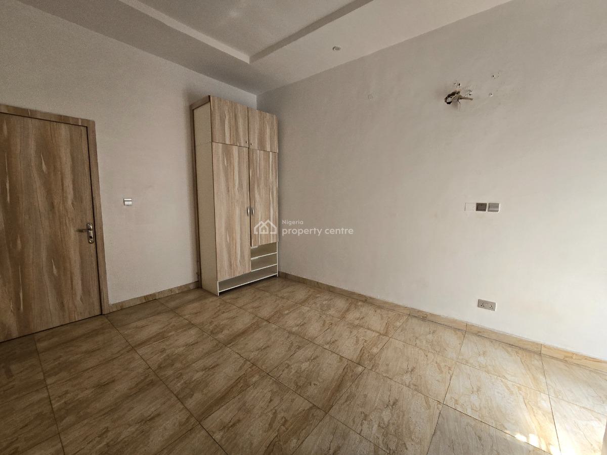 Nicely Finished and Well Located Serviced 4 Bedroom Terrace Duplex, Riverside Estate, Chevron Toll Gate, Lekki, Lagos, Terraced Duplex for Sale