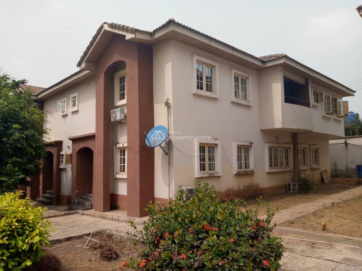 Semi Detached 4 Bedroom Duplex in a Gra Ibadan, Almond Court,agodi Gra Ibadan, Agodi, Ibadan, Oyo, Semi-detached Duplex for Sale