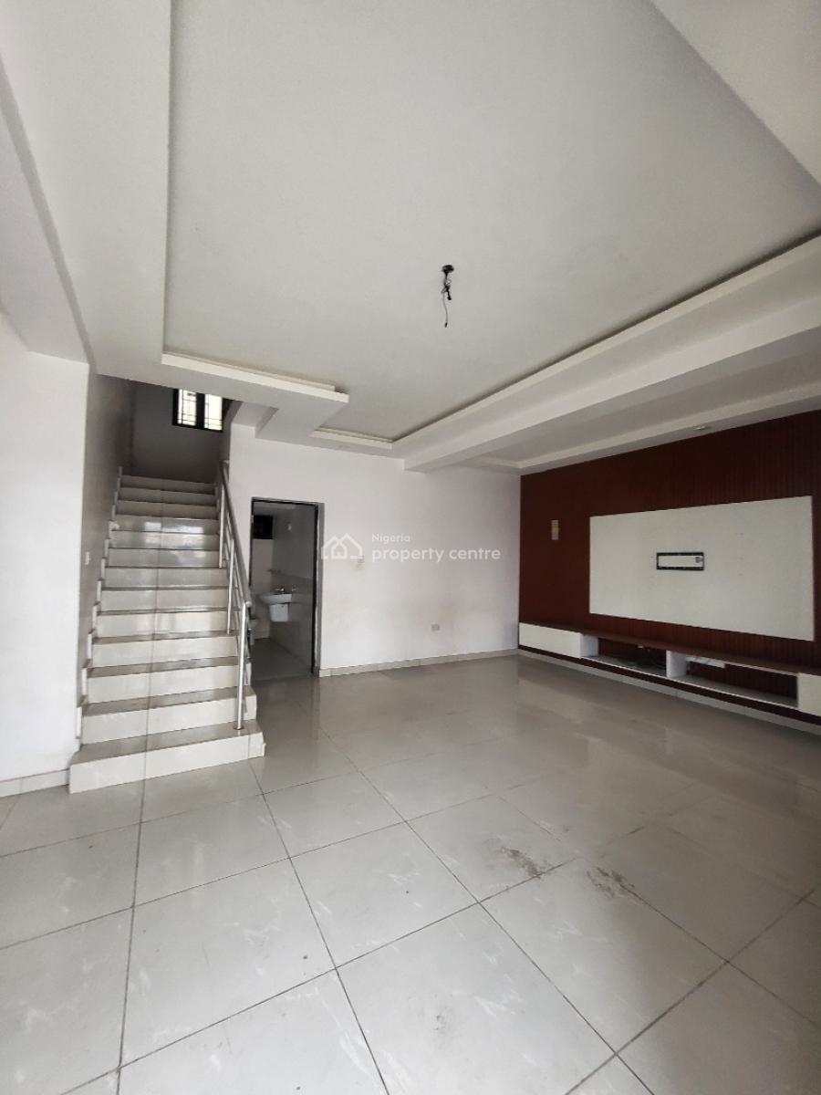 Specious Well Built Distress 3bedroom Terrace Duplex with Bq, Orchid Road Lekki Lagos, Lekki, Lagos, Terraced Duplex for Sale