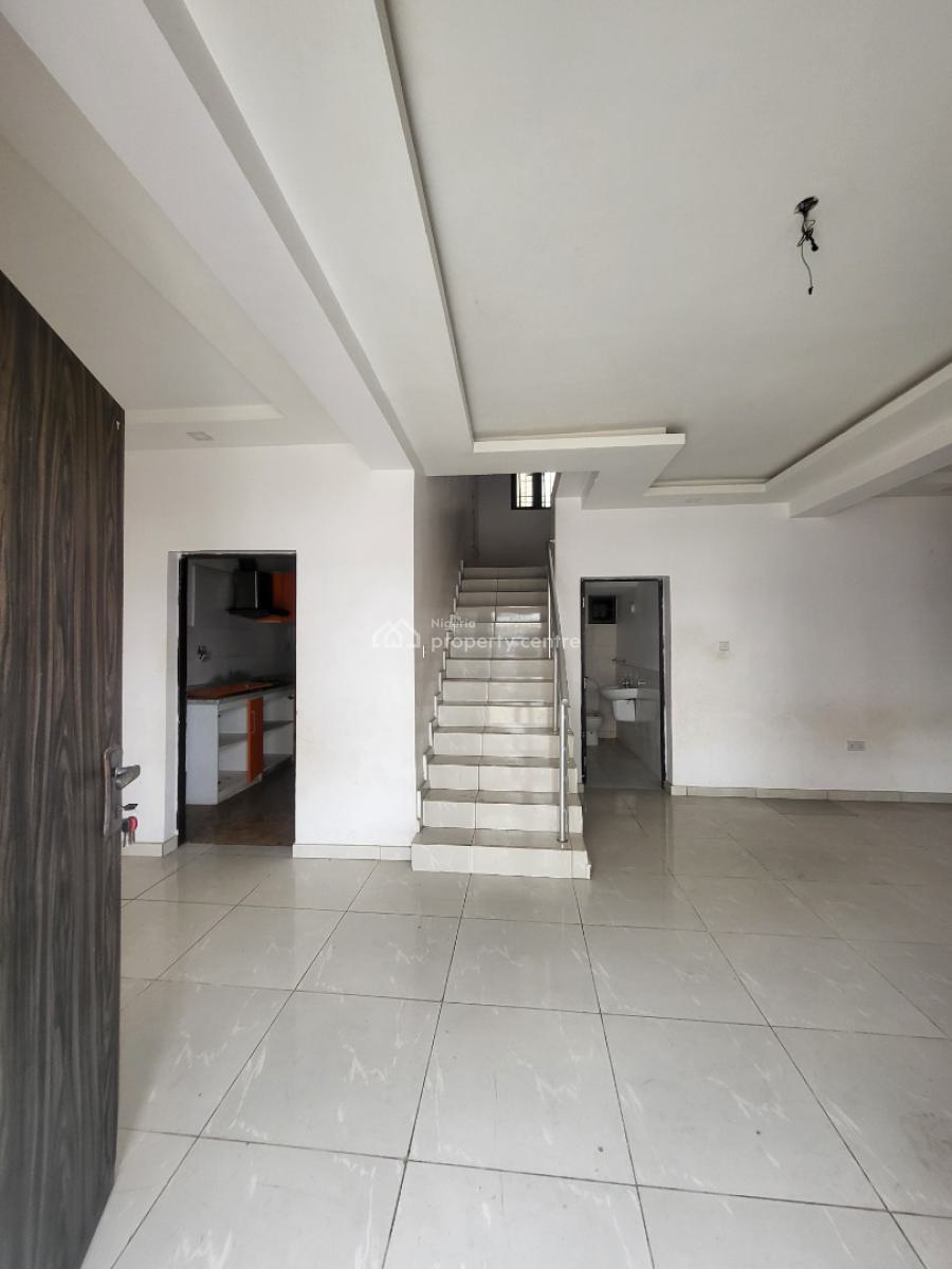 Specious Well Built Distress 3bedroom Terrace Duplex with Bq, Orchid Road Lekki Lagos, Lekki, Lagos, Terraced Duplex for Sale