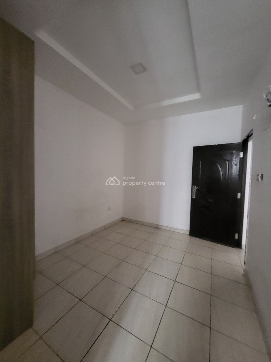 Specious Well Built Distress 3bedroom Terrace Duplex with Bq, Orchid Road Lekki Lagos, Lekki, Lagos, Terraced Duplex for Sale