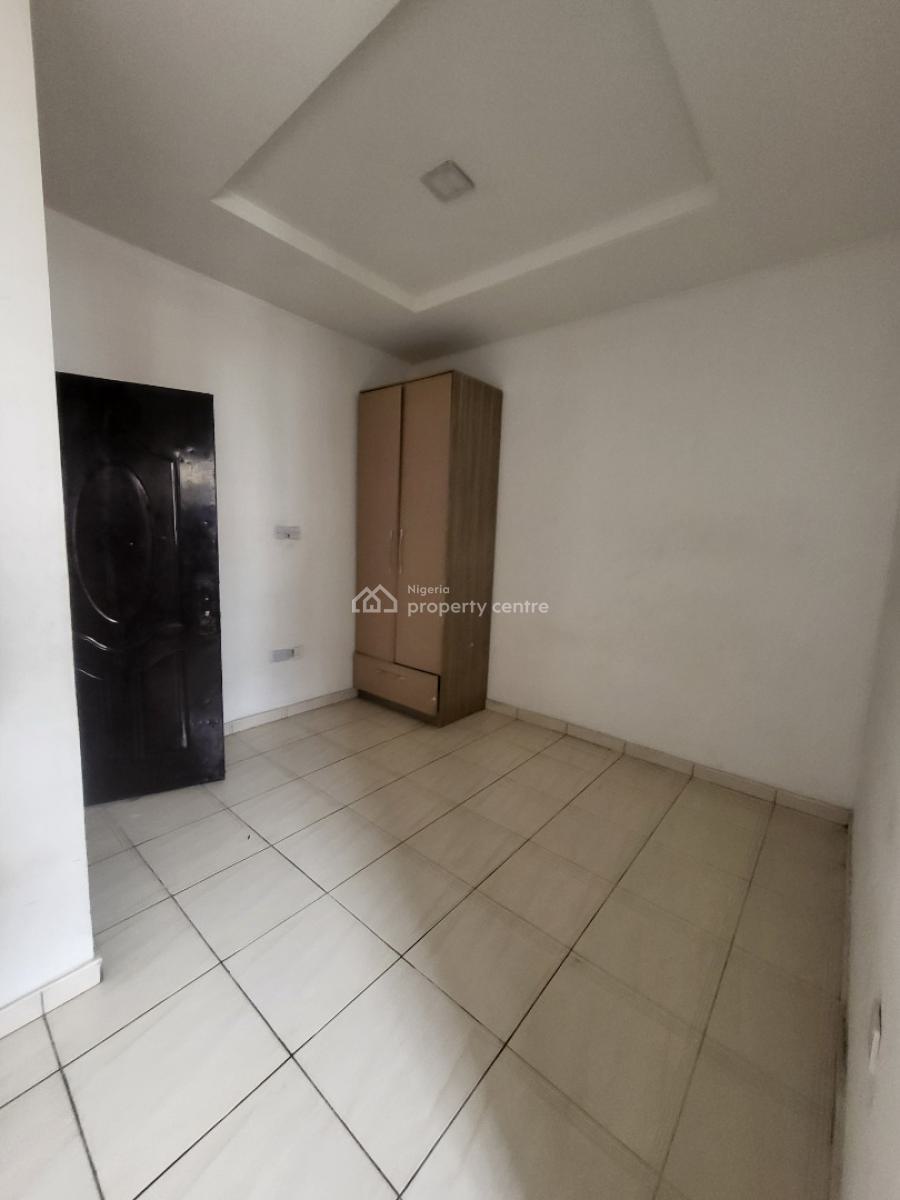 Specious Well Built Distress 3bedroom Terrace Duplex with Bq, Orchid Road Lekki Lagos, Lekki, Lagos, Terraced Duplex for Sale