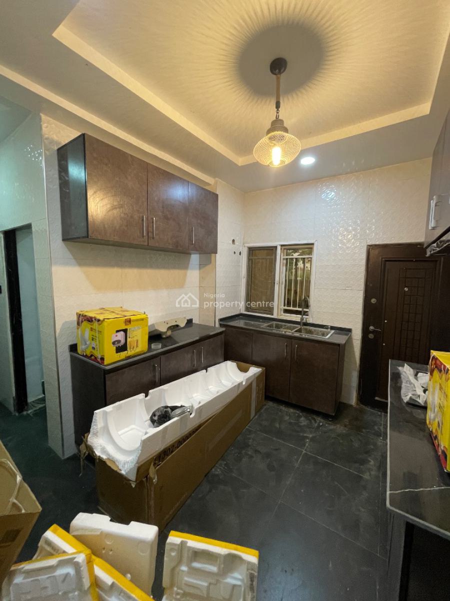 Luxury 3 Bedroom with Excellent Finishing, By Family Worship Center, Wuye, Abuja, Flat / Apartment for Rent