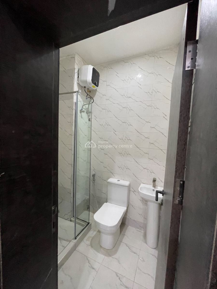 Luxury 3 Bedroom with Excellent Finishing, By Family Worship Center, Wuye, Abuja, Flat / Apartment for Rent