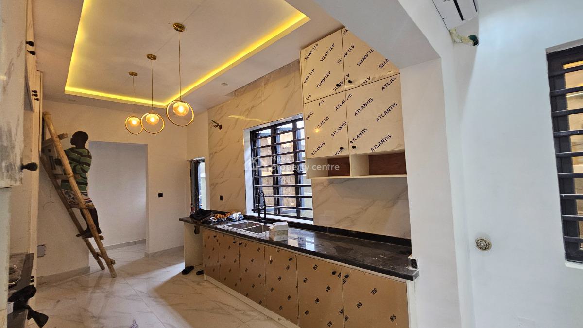 Vibrant 4 Bedroom Semi-detached Duplex with a Bq, Omole Phase 2, Ikeja, Lagos, Semi-detached Duplex for Sale
