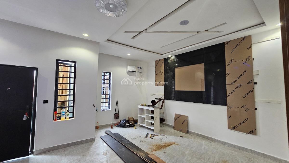 Vibrant 4 Bedroom Semi-detached Duplex with a Bq, Omole Phase 2, Ikeja, Lagos, Semi-detached Duplex for Sale