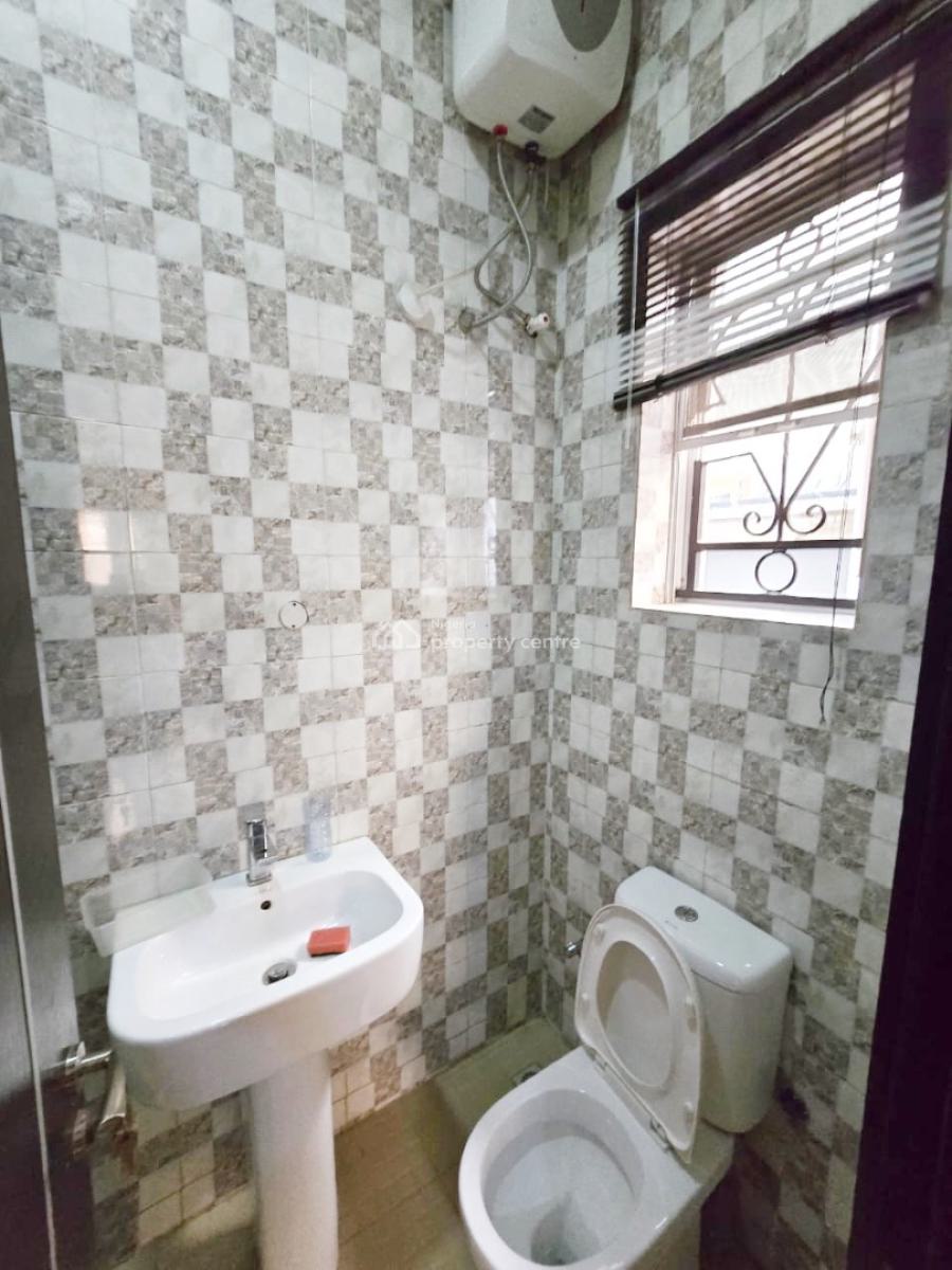 Luxury 2 Bedroom Flat, Gra Phase 2, Magodo, Lagos, Flat / Apartment for Rent