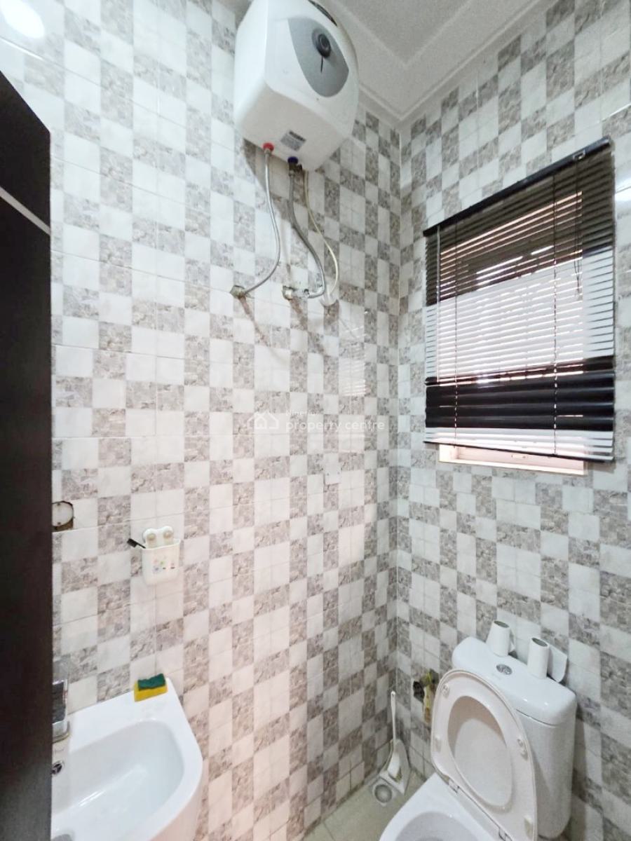 Luxury 2 Bedroom Flat, Gra Phase 2, Magodo, Lagos, Flat / Apartment for Rent